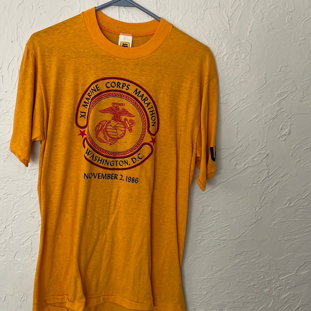 Vintage yellow T-shirt for 1986 Marines, marathon in DC, size large